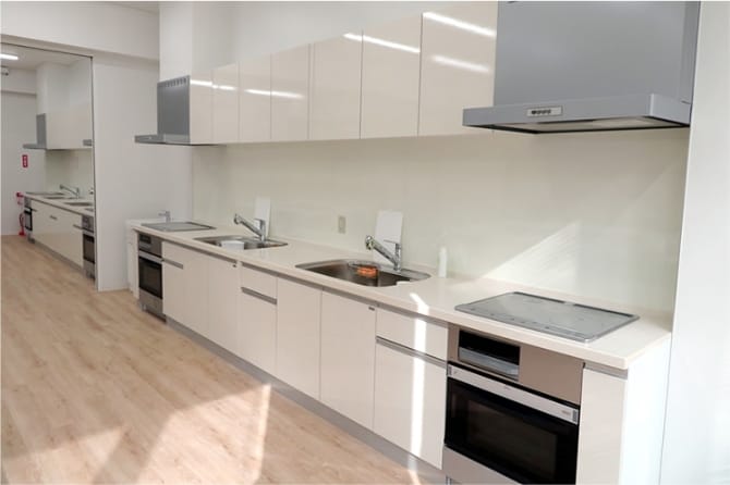 キッチン会議室